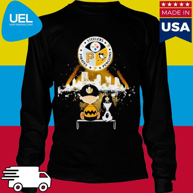 Charlie Brown And Snoopy Watching Pittsburgh Steelers Halloween T-Shirt