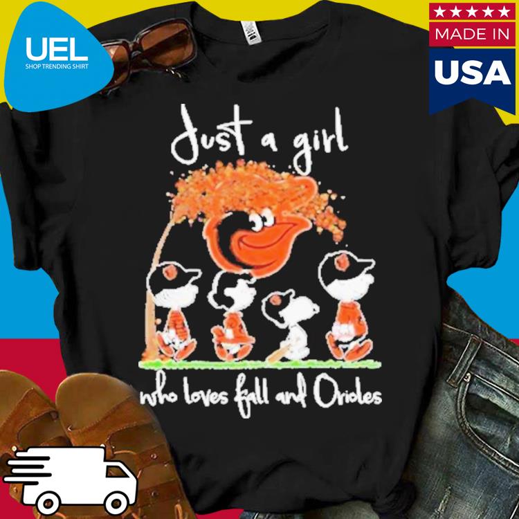 Just A Girl Who Loves Fall And Peanuts Snoopy Chicago Cubs Shirt