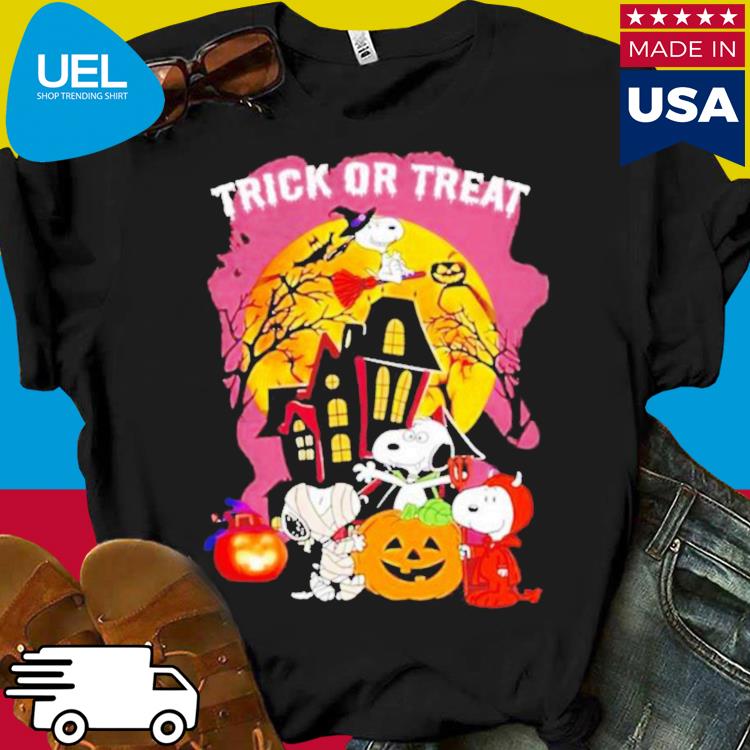 Snoopy Trick Or Treat Halloween New York Giants 2023 T-shirt, hoodie,  sweater, long sleeve and tank top